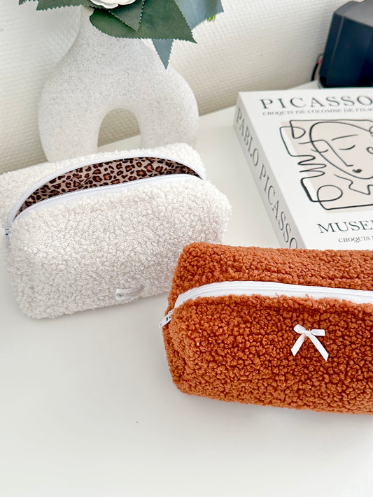 Trousse de toilette en peluche 🧸 /moumoute